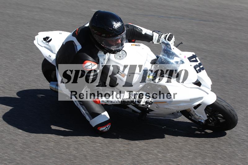 /Archiv-2022/54 13.08.2022 Plüss Moto Sport ADR/Einsteiger/84